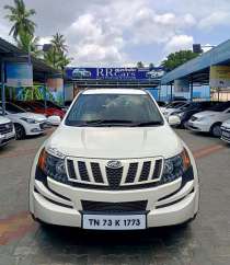 Mahindra XUV500 W8