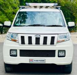 Mahindra TUV 300 T8
