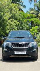 Mahindra XUV500 W11