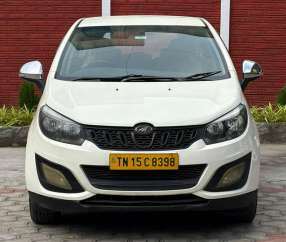Mahindra Marazzo M2