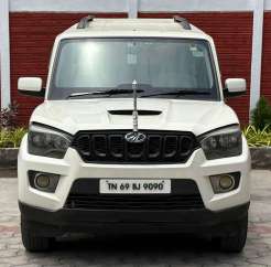 Mahindra Scorpio S5