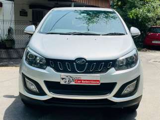 Mahindra Marazzo M6