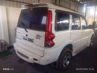 Mahindra Scorpio SLE BS IV