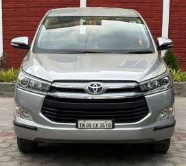 Toyota Innova Crysta 2.4 V