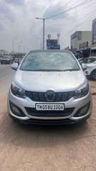 Mahindra Marazzo M8