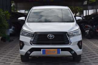 Toyota Innova Crysta 2.4 GX 7 STR