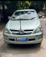 Toyota Innova 2.5 V 7 STR
