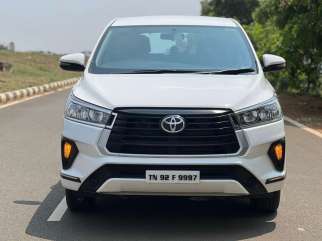 Toyota Innova Crysta GX Plus 7 STR