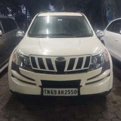 Mahindra XUV500 W8 Dual Tone