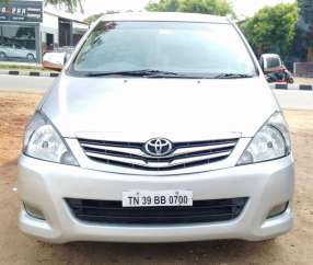 Toyota Innova 2.5 V
