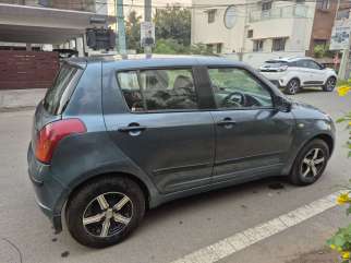 Maruti Suzuki Swift VXI