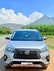 Toyota Innova Crysta 2.4 ZX 7 STR