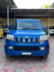 Mahindra TUV 300 T8