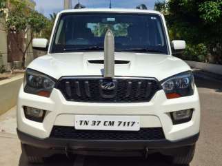 Mahindra Scorpio S6