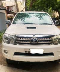 Toyota Fortuner 3.0 4X4 MT