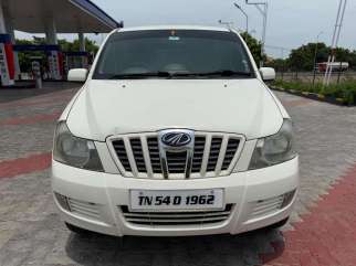 Mahindra Xylo E8