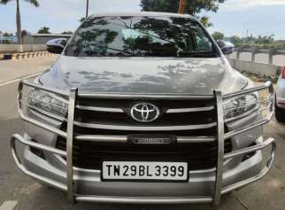 Toyota Innova Crysta 2.4 G
