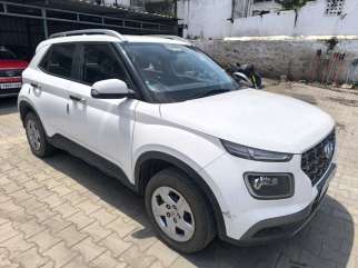 Hyundai Venue S Plus