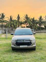 Toyota Innova Crysta 2.4 V