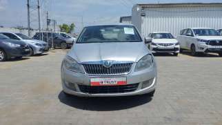Skoda Rapid 1.6 MPI Ambition Skoda Rapid 1.6 MPI Ambition