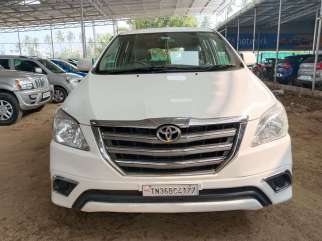 Toyota Innova 2.5 G 8 STR