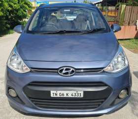 Hyundai i10 1.1 Sportz IRDE2
