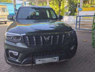 Mahindra Scorpio Nz8