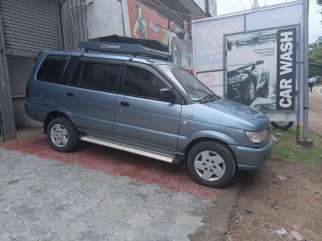 Chevrolet Tavera Neo LS B3 10 STR BS III