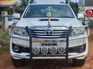 Toyota Fortuner 4X2 4 Speed AT TRD Sportivo