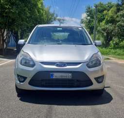 Ford Figo 1.5D Titanium Ford Figo 1.5D Titanium
