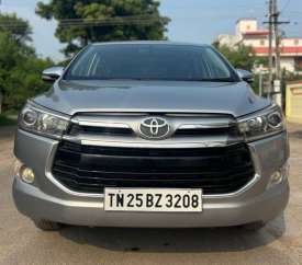 Toyota Innova Crysta 2.4z