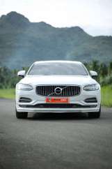 Volvo S90 D4
