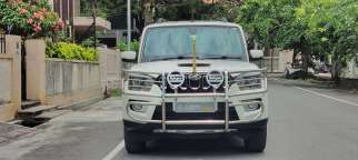 Mahindra Scorpio S11