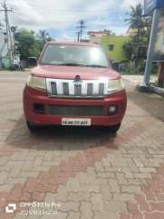 Mahindra TUV 300 T8 Mahindra TUV 300 T8