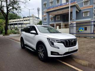 Mahindra XUV700 AX 7 Diesel MT 7 STR
