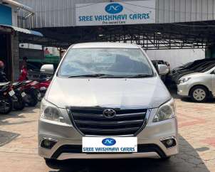 Toyota Innova 2.5 V 7 STR