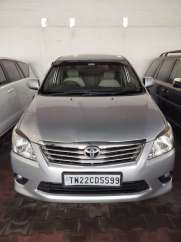 Toyota Innova 2.5 V 8 STR