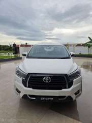 Toyota Innova Crysta 2.4 Z