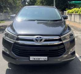 Toyota Innova Crysta 2.4 VX 8 STR