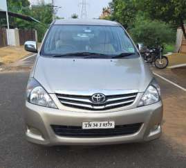 Toyota Innova 2.5 V 7 STR