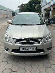 Toyota Innova 2.5 V 7 STR