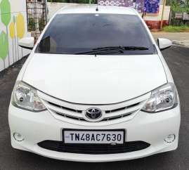 Toyota Etios Liva V
