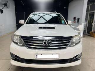 Toyota Fortuner 3.0 4X4 MT
