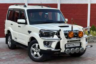 Mahindra Scorpio S11