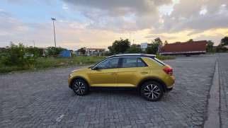 Volkswagen T-Roc 1.5 TSI  AT