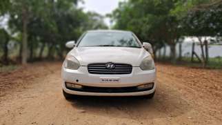 Hyundai Verna CRDi ABS