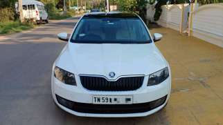 Skoda Octavia Elegance 2.0 TDI AT