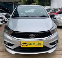 Tata Tiago XE