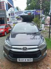 Toyota Innova Crysta 2.4 G MT