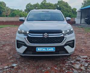 Maruti Suzuki Invicto Alpha Plus 7 STR